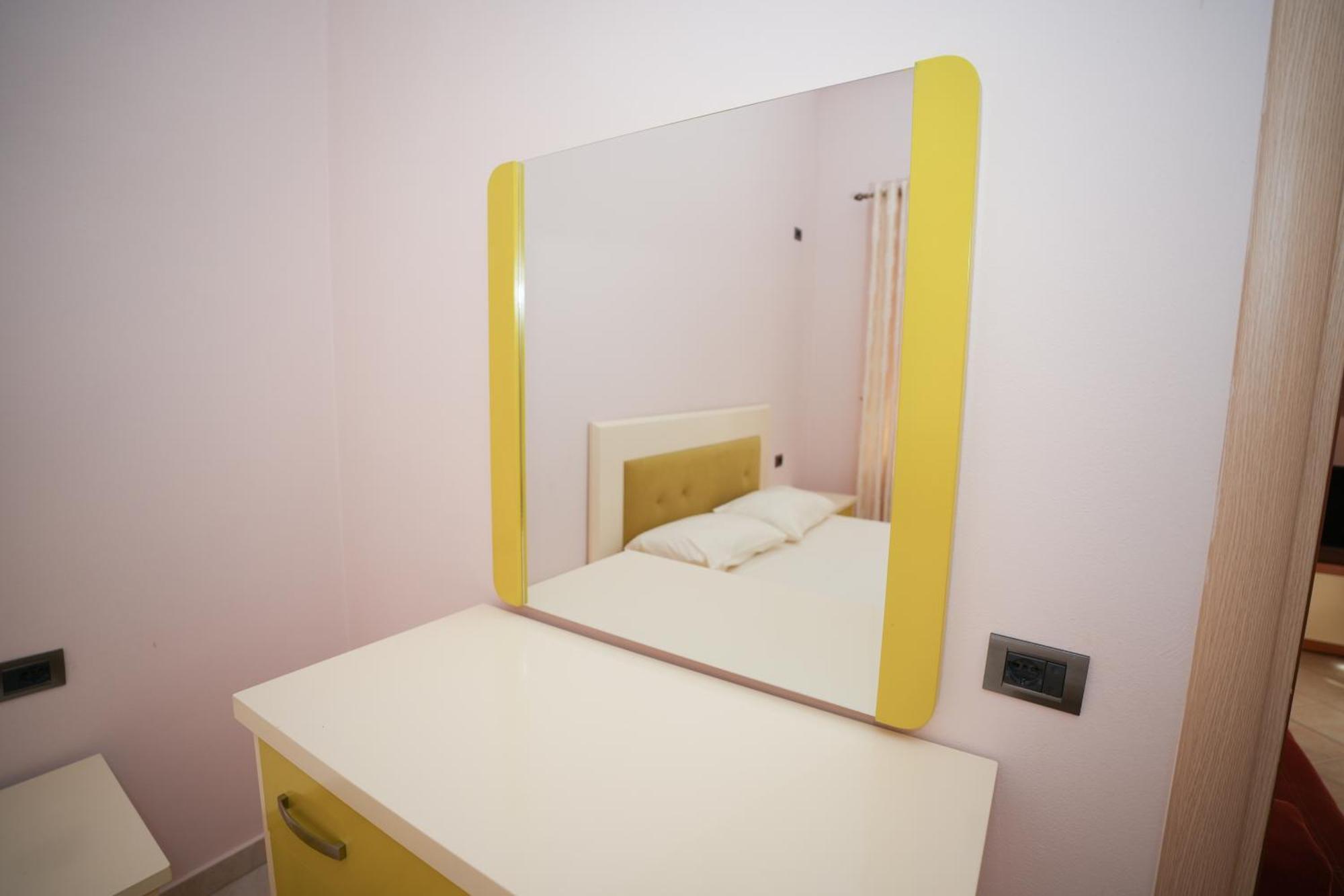 Marika Apart Hotel Голем Екстериор снимка