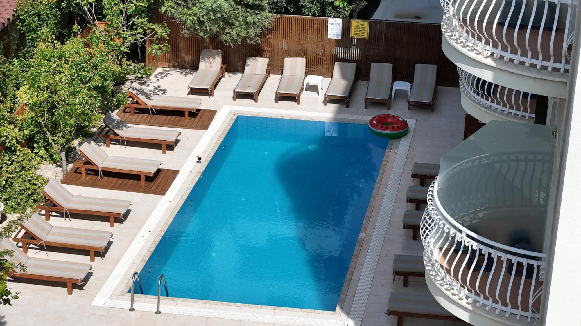 Marika Apart Hotel Голем Екстериор снимка