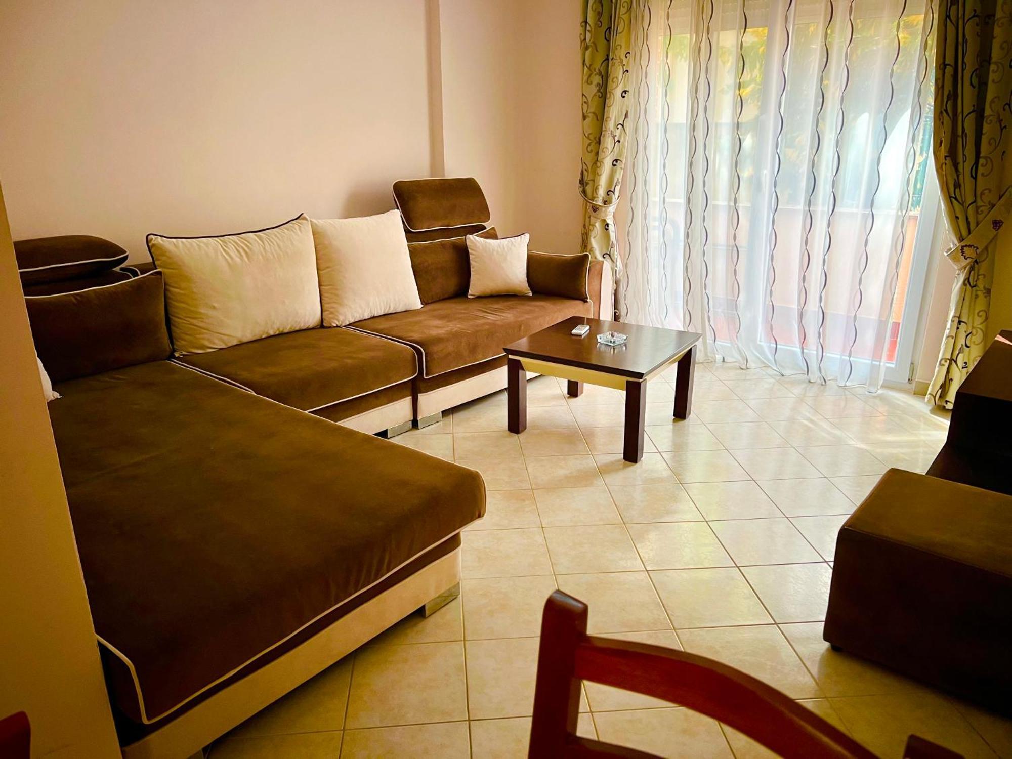 Marika Apart Hotel Голем Екстериор снимка